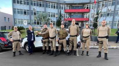 Administração Municipal faz entrega de nova viatura à Polícia Militar de Xanxerê