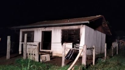 Incêndio em residência é registrado em Ponte Serrada