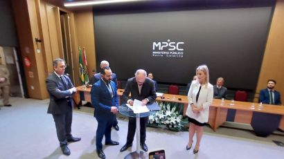 TRE-SC formaliza parceria com MPSC para ampliar transparência nas Eleições 2022