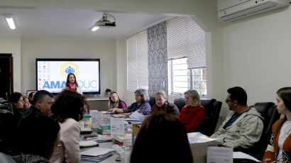 Municípios da Amai optam por livros didáticos padrões para toda região