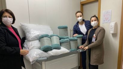 HRSP recebe doação de cobertores e travesseiros de uma família atendida na unidade
