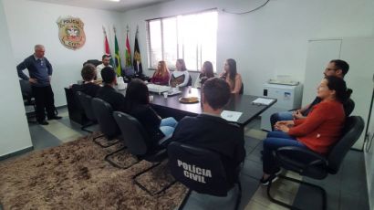 Delegacia Regional de Xanxerê recebe novos estagiários