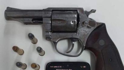 Arma de fogo é apreendida em residência em Xanxerê