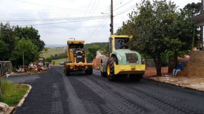 Prefeitura de Xanxerê está pavimentando ruas no bairro Pinheiro