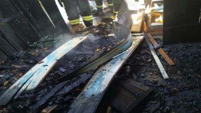 Bombeiros registram incêndio em residência