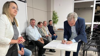 Xanxerê assina Pacto pela Inovação através do Programa Cidade Inovadora do Sebrae