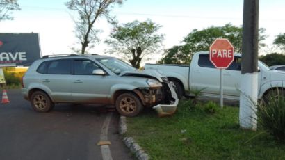 Colisão entre dois veículos é registrada na SC-480