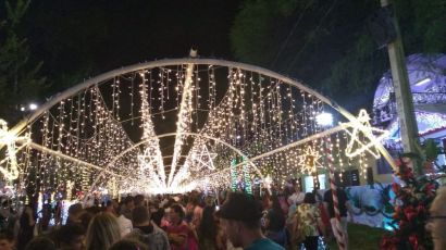 Abertura do Natal Encantado de Xanxerê reúne centenas de pessoas