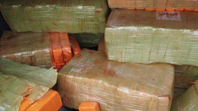 Adolescente de 13 anos é flagrado transportando drogas