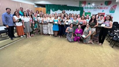 Secretaria de Educação de Xanxerê homenageia professoras aposentadas