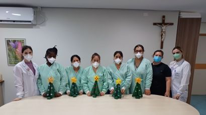 Mães da UTI Neonatal do HRSP confeccionam artesanatos