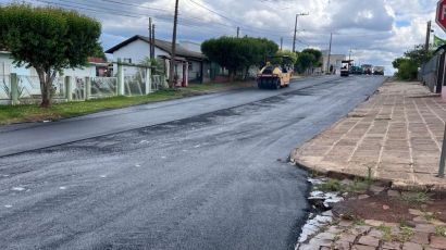 Inicia pavimentação asfáltica da Rua Marechal Deodoro