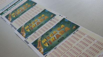 Prêmio de mais de R$ 541 milhões da Mega da Virada sai para 5 apostas