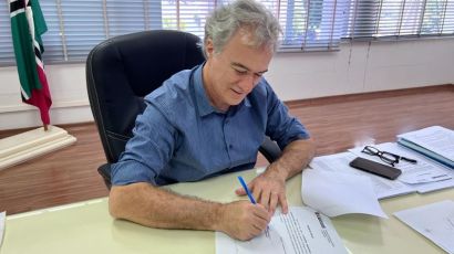 Assinada ordem de serviço para drenagem pluvial na rua Ouro Preto