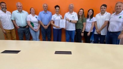 Dcelt recebe recertificação do ISO 9001