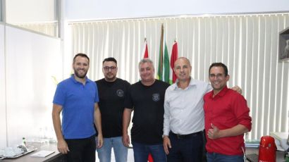 Secretário adjunto de administração prisional visita presidente da Câmara