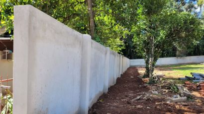 Obras de construção de muros e grades são executadas no Cemei Dente de Leite