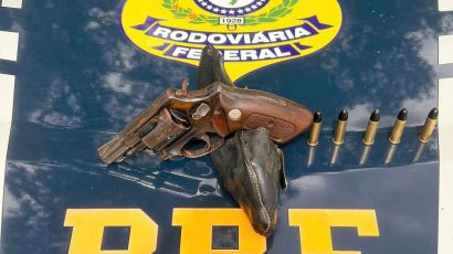 Homem é preso por porte ilegal de arma de fogo na BR-282, em Xanxerê