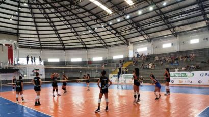 Semifinais do Campeonato Municipal de Vôlei acontecem neste sábado (1)