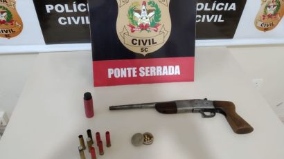 Homem é preso em flagrante por posse irregular de arma de fogo