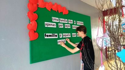 Rede Municipal de Ensino inicia preparativos para Dia da Família na Escola