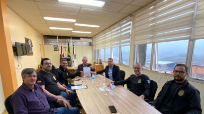 Polícia Civil e Faxinal dos Guedes celebram convênio para melhorias na segurança