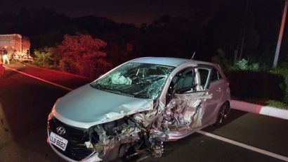 Homem fica ferido em colisão entre carro e caminhão em Xanxerê