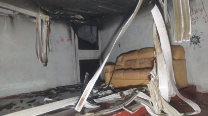 Xaxim - Bombeiros combatem incêndio em edificação durante a madrugada de terça-feira 