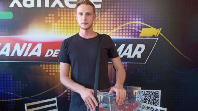 O céu é o limite: a história inspiradora do jovem que vende docinhos para ser piloto de avião