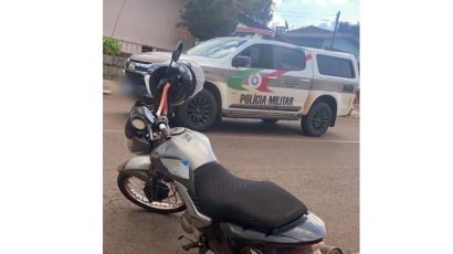 São Domingos - Polícia Militar recupera motocicleta furtada