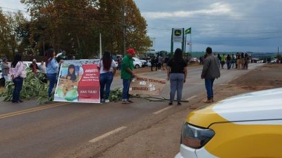 Indígenas bloqueiam rodovias em manifestação contra o marco temporal