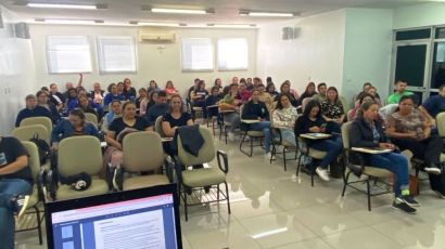 Agentes de endemias de Xanxerê participam de capacitação sobre Aedes aegypti