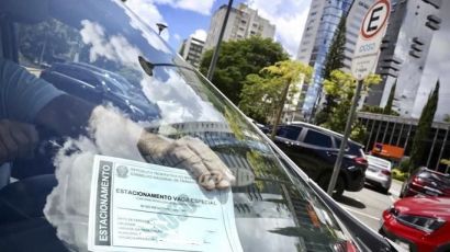 Faxinal dos Guedes registra aumento na emissão de credenciais de estacionamento para idosos