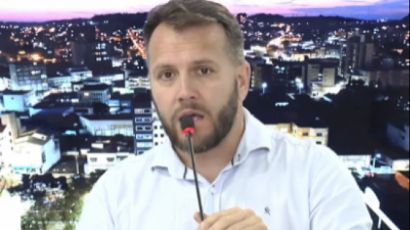 Saúde esclarece caso exposto por vereador sobre “adolescente” que teria tido reação após vacina