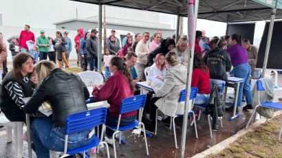 Oficina da Cidadania atendeu mais de 100 pessoas neste domingo no Ecoparque