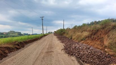 Pavimentação asfáltica da rodovia municipal Paulo Callfass é iniciada em Xanxerê