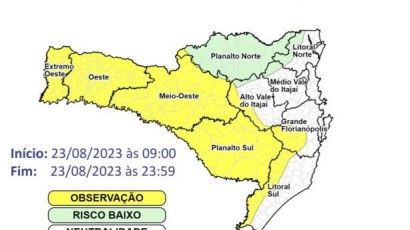 Frente fria volta a trazer chuvas nesta quarta em Santa Catarina