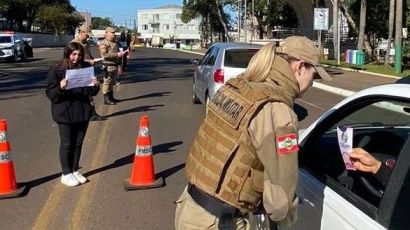 Polícia Militar realiza evento de conscientização a campanha Agosto Lilás