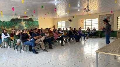FNDE realiza reunião em escola indígena da região Amai sobre agricultura familiar