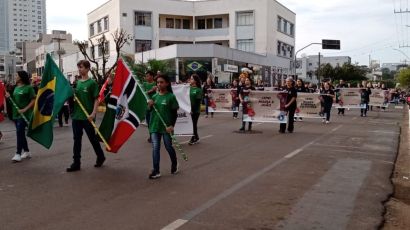 FOTOS: Milhares de pessoas celebram o 7 de Setembro com grandioso desfile cívico em Xanxerê
