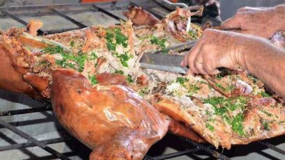 Comunidade do bairro São Jorge promove almoço com porco à paraguaia