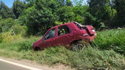 Mulher fica ferida em saída de pista registrada na SC-480, em Xanxerê