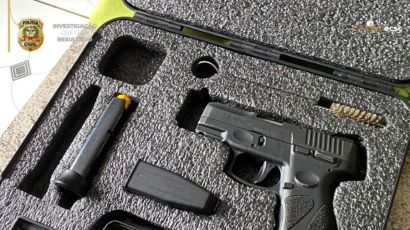 Polícia Civil de Xanxerê cumpre mandados de busca e apreende arma de fogo