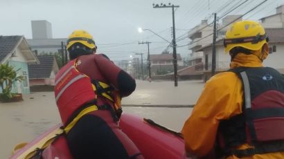 SC tem 142 municípios afetados pelas chuvas e 112 em situação de emergência