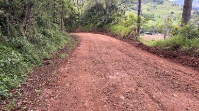 Secretaria de Agricultura está trabalhando na manutenção das estradas do interior