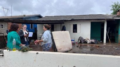 Equipes da Prefeitura de Xanxerê trabalham desde a madrugada para auxiliar vítimas das chuvas