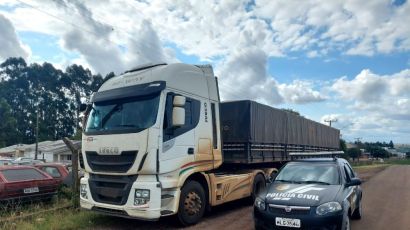 Polícia Civil de Abelardo Luz promove sequestro de caminhão em decorrência de investigação