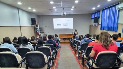 Alunos das escolas da rede municipal de ensino participam de aulão Pré-Saeb