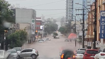 Vídeo: Chuva intensa volta a causar alagamentos em Xanxerê
