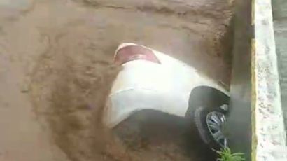 Homem morre após veículo ficar preso embaixo de ponte no bairro Bortolon
